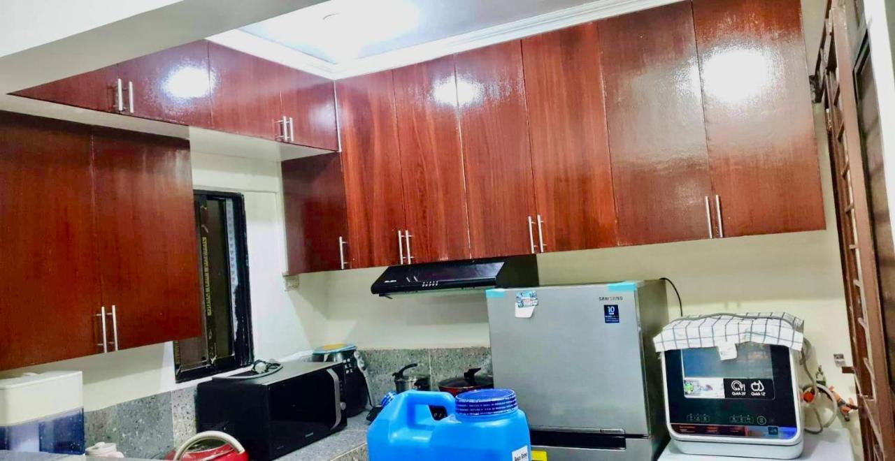 Buder Townhouse Lias Marilao Bulacan Philippines Экстерьер фото