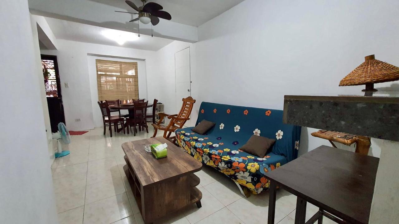 Buder Townhouse Lias Marilao Bulacan Philippines Экстерьер фото