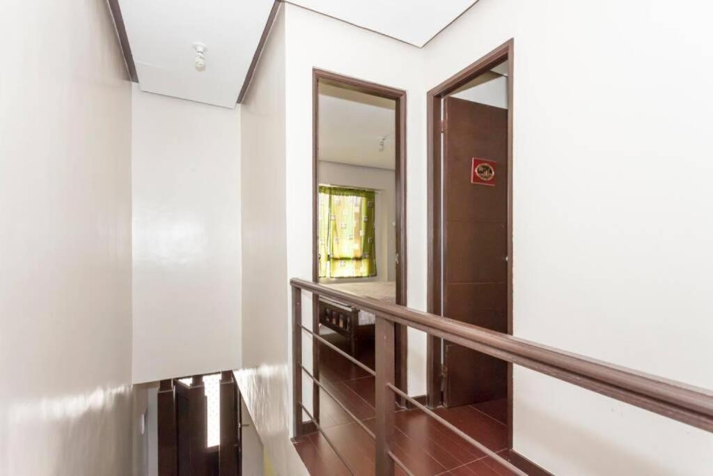 Buder Townhouse Lias Marilao Bulacan Philippines Экстерьер фото