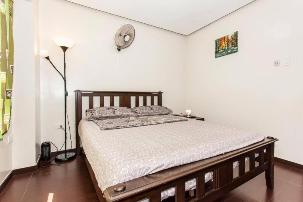 Buder Townhouse Lias Marilao Bulacan Philippines Экстерьер фото